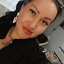 Знакомства: Ксения, 38 лет, Усолье-Сибирское