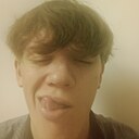 Знакомства: Артем, 20 лет, Несвиж