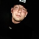 Знакомства: Илья, 37 лет, Саратов