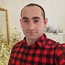 Знакомства: Артём, 37 лет, Орел