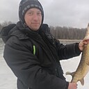 Знакомства: Иван, 32 года, Крестцы