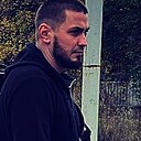 Знакомства: Тим, 31 год, Брянск