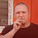 Знакомства: Илья, 29 лет, Белоозерский