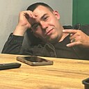 Знакомства: Виталий, 22 года, Краснодар