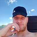 Знакомства: Эскобар, 35 лет, Новокузнецк