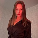 Знакомства: Каролина, 22 года, Владивосток