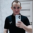 Знакомства: Макс, 30 лет, Крымск