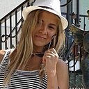 Знакомства: Валя, 18 лет, Киев