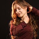 Знакомства: Елена, 25 лет, Москва