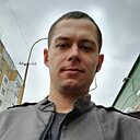 Знакомства: Олег, 34 года, Макеевка