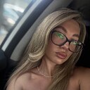 Знакомства: Ксения, 28 лет, Москва