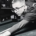 Знакомства: Динар, 18 лет, Янгиюль