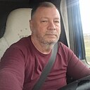 Знакомства: Виктор, 49 лет, București