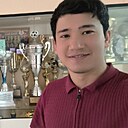 Знакомства: Отабек, 25 лет, Новомосковск