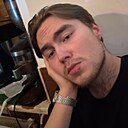 Знакомства: Кирилл, 22 года, Пермь