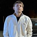 Знакомства: Егор, 19 лет, Магнитогорск