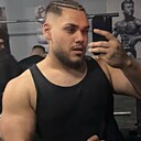 Знакомства: Ionut, 18 лет, București