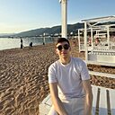 Знакомства: Дияс, 20 лет, Балаково