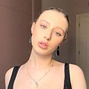 Знакомства: Агата, 18 лет, Москва