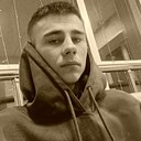 Знакомства: Андрей, 21 год, Муром