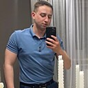 Знакомства: Илья, 34 года, Владивосток