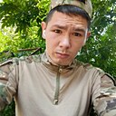 Знакомства: Денис, 25 лет, Горловка