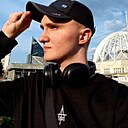 Знакомства: Тин, 21 год, Екатеринбург