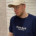 Знакомства: Рома, 25 лет, Саратов