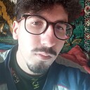 Знакомства: Madalin, 18 лет, Roman