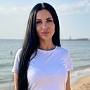 Знакомства: Яна, 22 года, Донецк