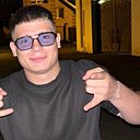 Знакомства: Даня, 24 года, Челябинск