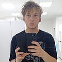 Знакомства: Александр, 28 лет, Волхов