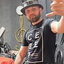 Знакомства: Павел, 39 лет, Африканда