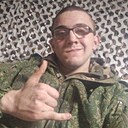 Знакомства: Евгений, 22 года, Краснодон