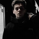 Знакомства: Макс, 21 год, Москва