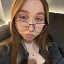 Знакомства: Ксения, 18 лет, Калининград