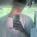 Знакомства: Рома, 22 года, Мариуполь