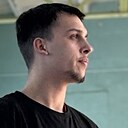 Знакомства: Евгений, 21 год, Хабаровск