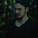 Знакомства: Илья, 23 года, Калуга