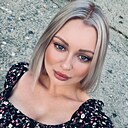 Знакомства: Юлия, 23 года, Саратов