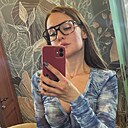 Знакомства: Алина, 28 лет, Пятигорск