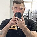 Знакомства: Олег, 26 лет, Муравленко