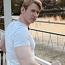 Знакомства: Андрей, 26 лет, Губкин