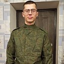 Знакомства: Артём, 23 года, Солигорск