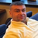 Знакомства: Юрий, 40 лет, Калуга