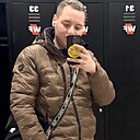 Знакомства: Владислав, 30 лет, Волжский