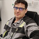 Знакомства: Иван, 39 лет, Караганда