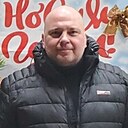 Знакомства: Антон, 25 лет, Волжск