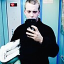 Знакомства: Александр, 22 года, Нефтеюганск