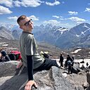 Знакомства: Максим, 21 год, Москва